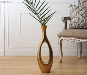 Oblong Vase in Raw